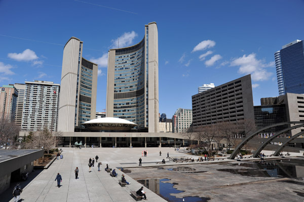 Nathan Philipps Square, New City Hall, Toronto
