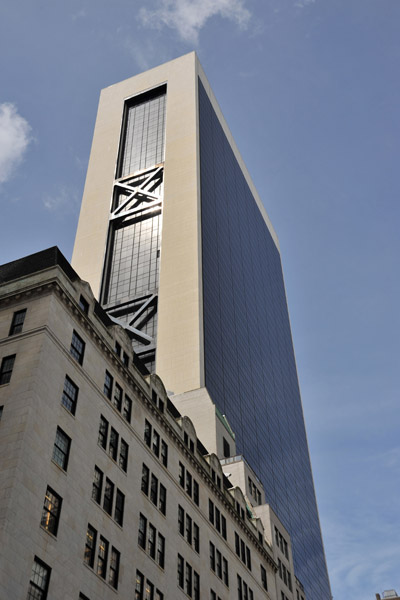 Solow Building