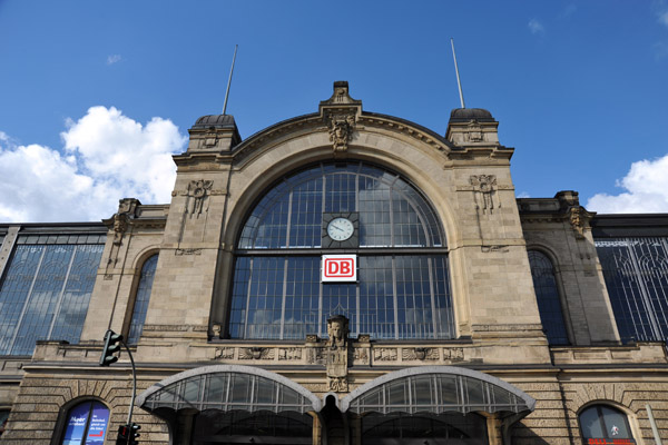 Hamburg Dammtor Railway Station