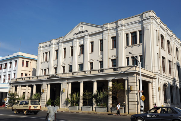 Strand Hotel, Yangon