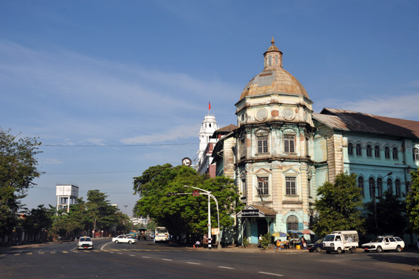 Colonial Rangoon - Accountant-General Office, Strand Road at Pansodan Street