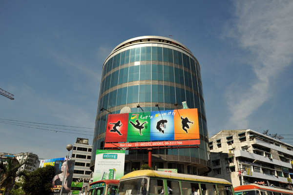 Hledan Junction, Yangon