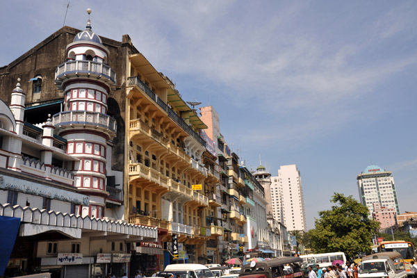 Sule Pagoda Road looking north