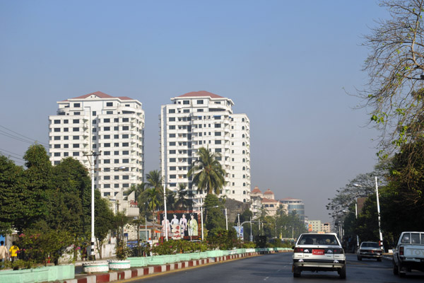 Northbound on Paya Road