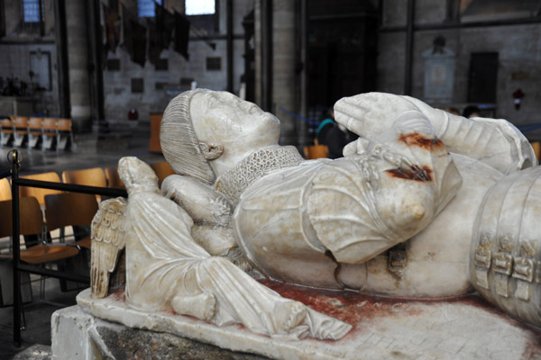 Medieval tomb, Salisbury Cathedral