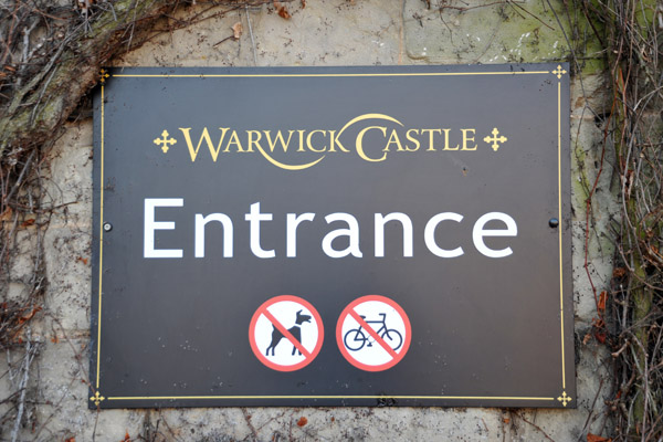 Warwick Castle - Entrance