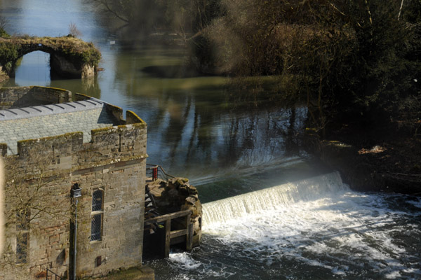 View of Warwick Castle's mill on the River Avon