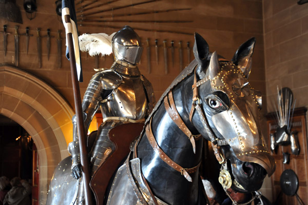 Mounted knight's plate armor, Warwick Castle