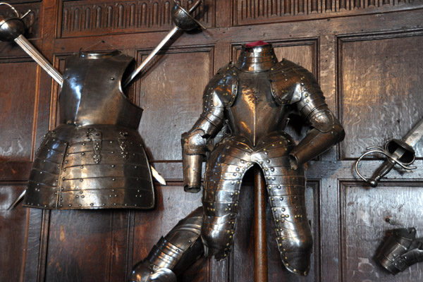 Armor, Great Hall, Warwick Castle