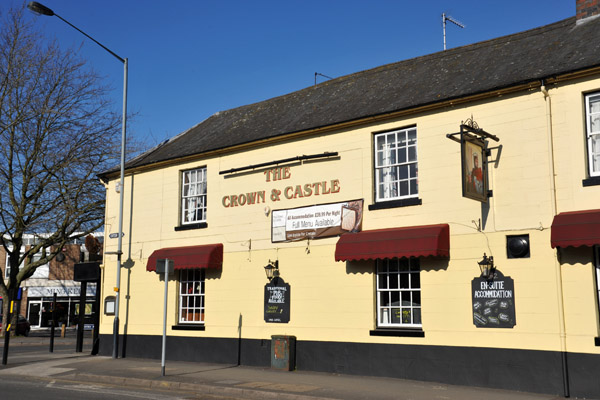 Crown & Castle, Warwick