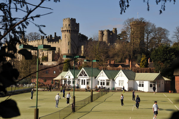 Tennis courts off Bridge End with Warwick Castle