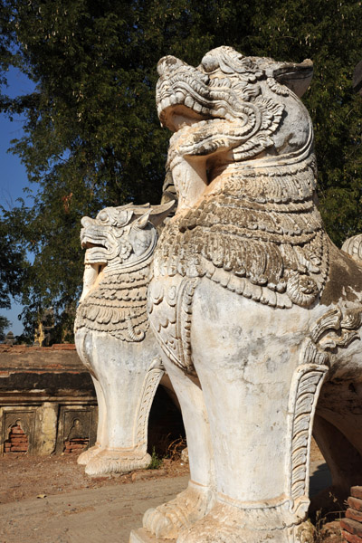 Guardian lions of the Brick Monastery, Inwa