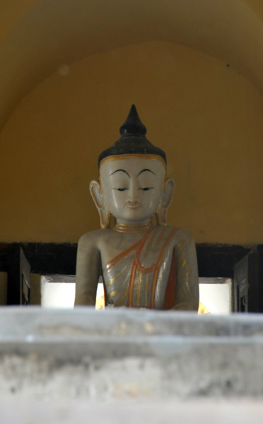 Buddha image in the eastern chapel of the Brick Monastery