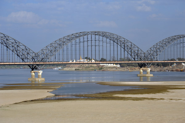 The new Irrawaddy River bridge at Sagaing