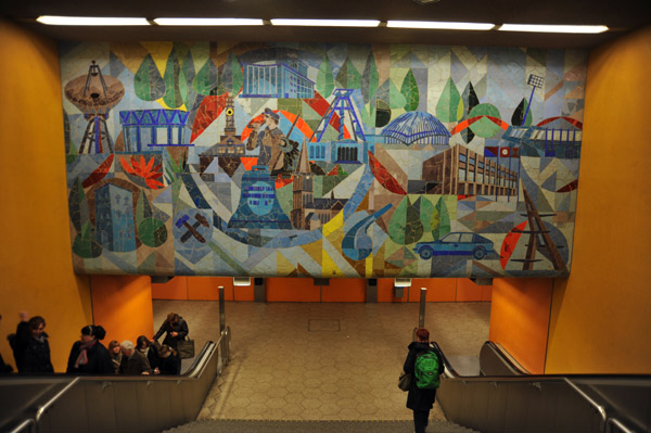 Large mural - Bochum Hauptbahnhof