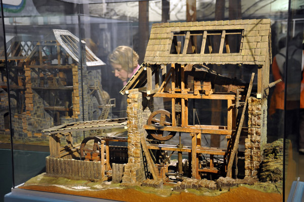 Wassensäulenmachine zum Antrieb von Schachtpumpen, 1749