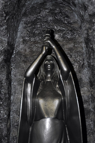 St. Barbara sculpture by Detlief Wölfel 2002