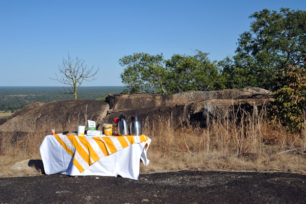 Breakfast on top of the koppie, Puku Pan