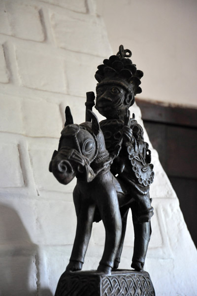 Benin bronze horseman, Shiva House