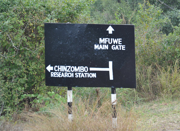 Junction of road to Mfuwe Main Gate and the Chinzombo Research Station