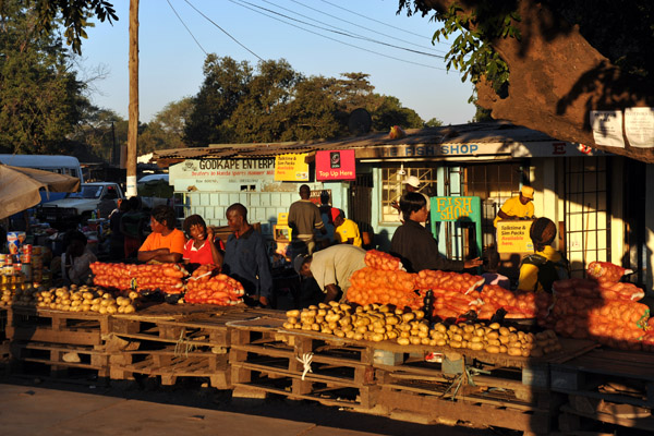 Market, Senanga Road, Livingstone