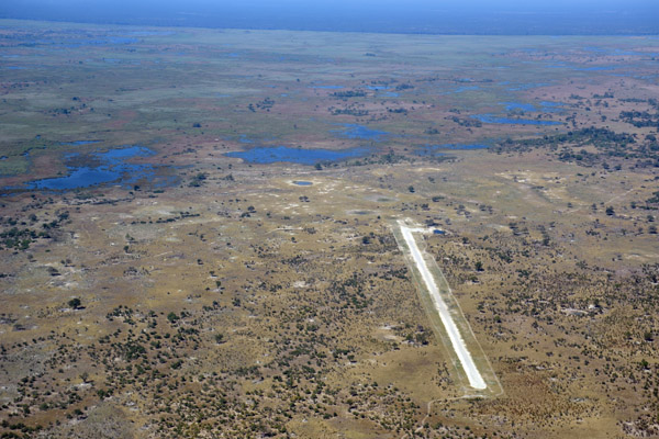 New Lebala Camp Airstrip not yet on Google Earth (Jul 2010), Botswana