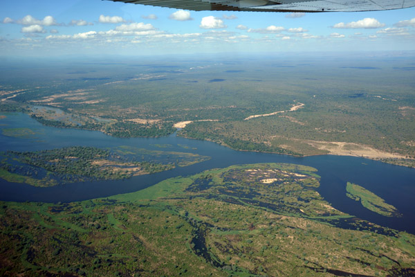 Lower Zambezi River - Zambia & Zimbabwe
