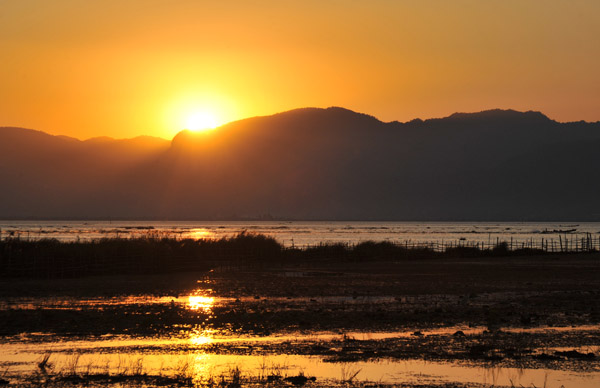 Inle Lake Sunset