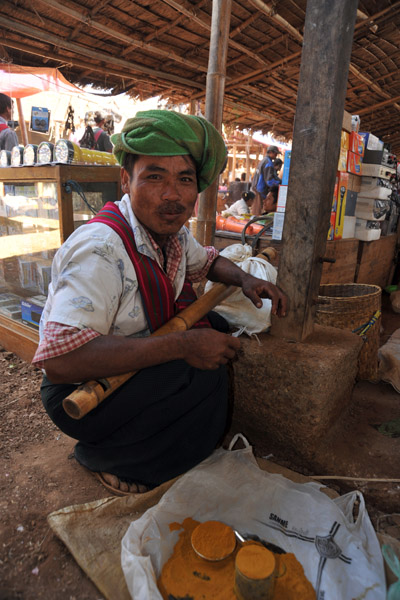Man in a turban, Indein Market