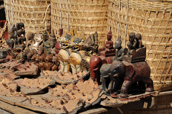 Woodcarvings, Indein Market
