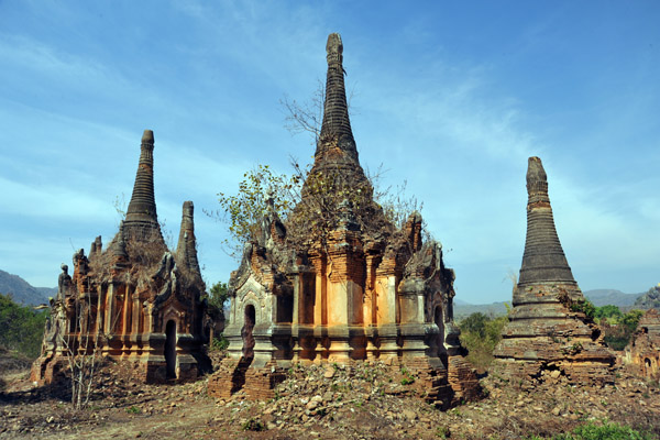 I would guess these date from the same period as the temples of Bagan - 11th to 13th Century