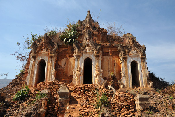 This temple with three entrances appeared to be the largest at Nyaung Ohak