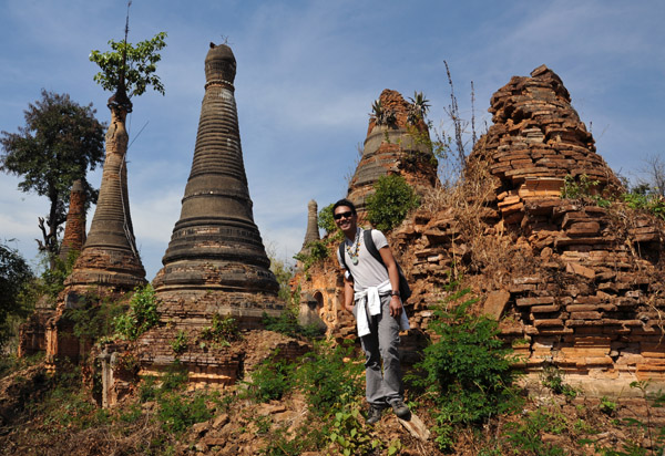 Dennis among the impressive ruins of Nyaung Ohak