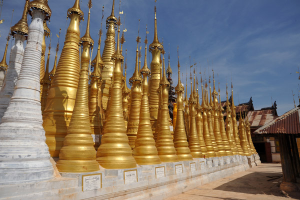 Newly restored stupas of Shwe Inn Thein, some dated 2005