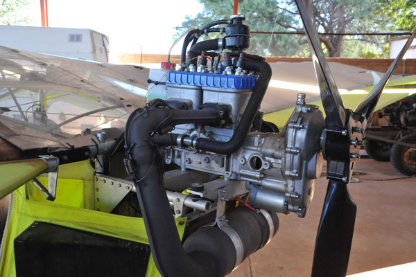 Rotax engine with a 3-bladed pusher-prop
