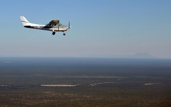 V5-JOG in flight between Windhoek and Eureka