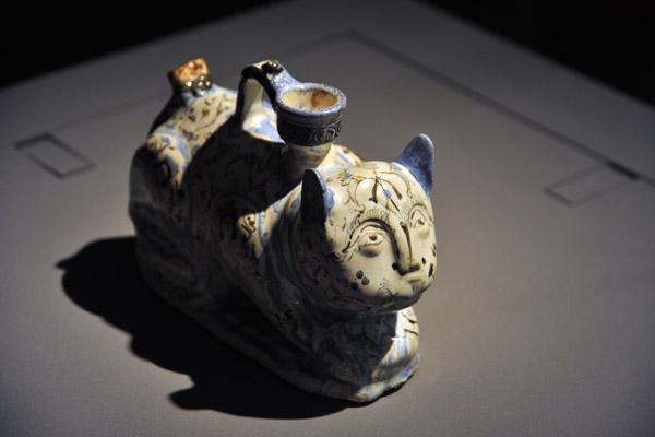Ewer in the form of a cat, Kashan ca 1200