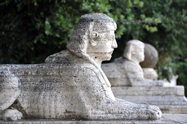 Sphinxes - Sculpture garden, Galleria Borghese