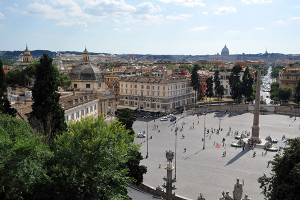 Piazza del Popolo from the steps to the Pincio