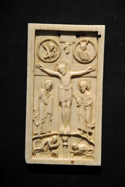 Ivory Crucifixion scene, Lige ca 1100 AD