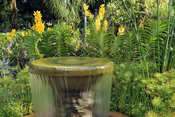 Fountain, National Orchid Garden