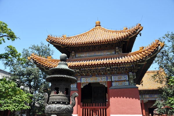 Pavilion in the Second Courtyard, Beijing Lama Temple