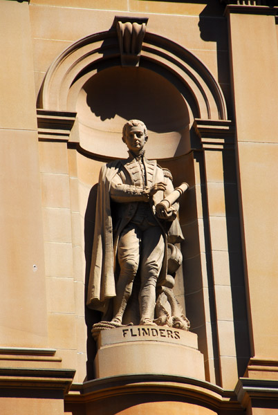 Flinders - Department of Lands Sculpture, Sydney