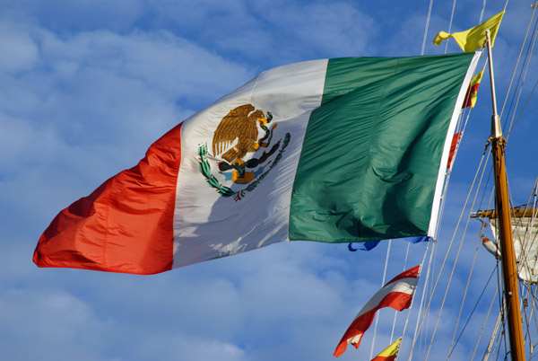 Mexican flag on the Buque Escuela Cuauhtemoc