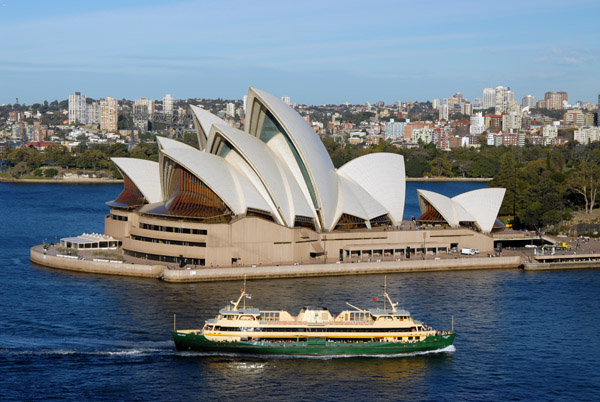 Walking across the Sydney Harbour Bridge