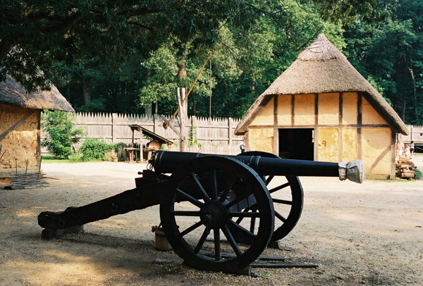 Jamestown Settlement - cannon at James Fort
