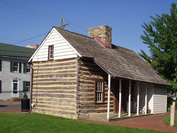 Loudon Museum in a 1763 log cabin, Leesburg VA