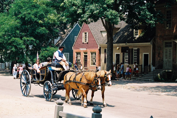 A horse-drawn carriage on Duke of Gloucester Street, Williamsburg