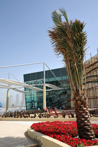 The new Sharjah Aquarium opened in 2008