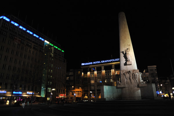 National Monument, Dam Square, Amsterdam at night